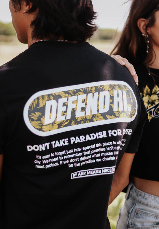 DEFEND HI. Premium Tee