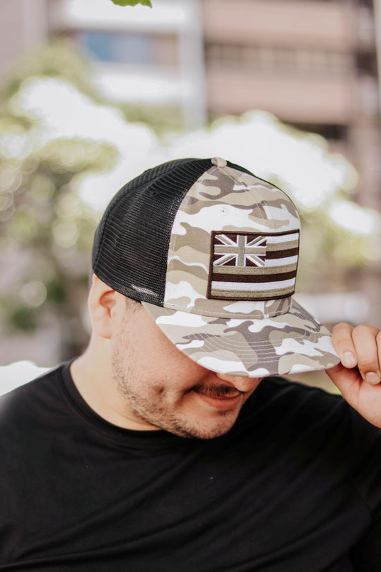 HAE DUNES Trucker